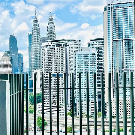 The Luxe Colony Skypool By Tasu Home Kuala Lumpur Bagian luar foto