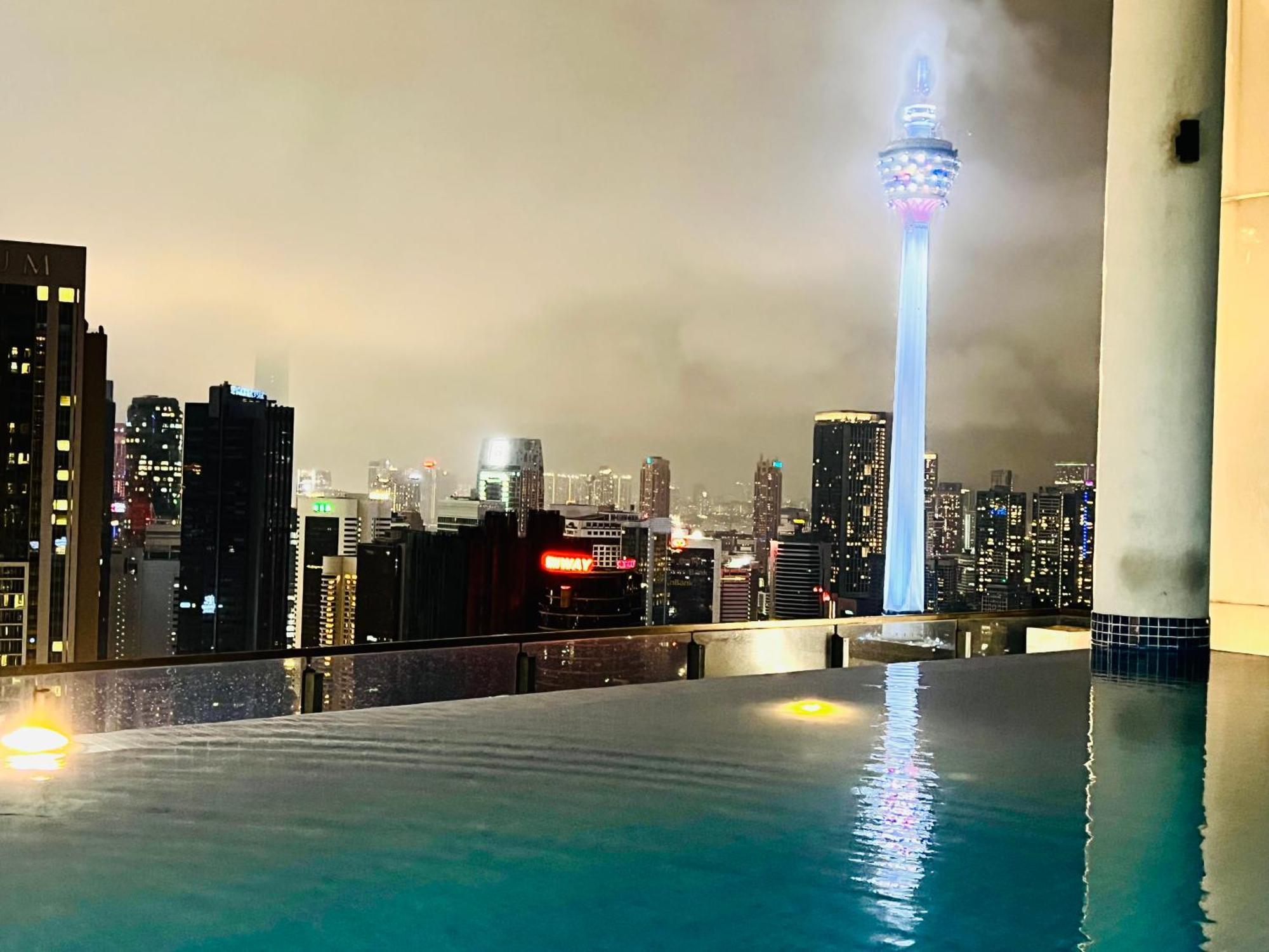 The Luxe Colony Skypool By Tasu